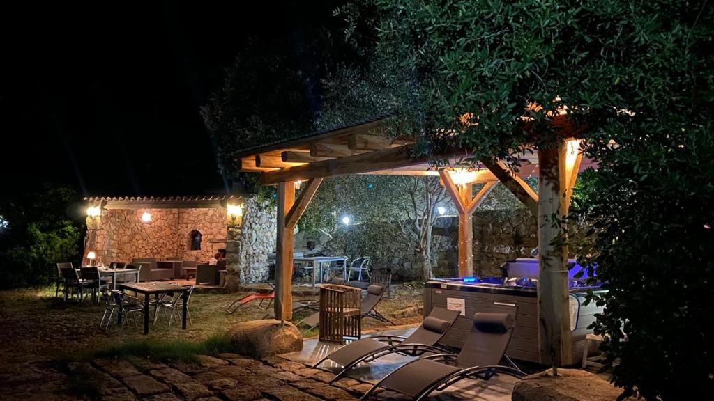 Entre Mer & Maquis, L'Ame De La Corse En Gites De Charme Avec Jacuzzi, Proche Ajaccio Peri Екстериор снимка