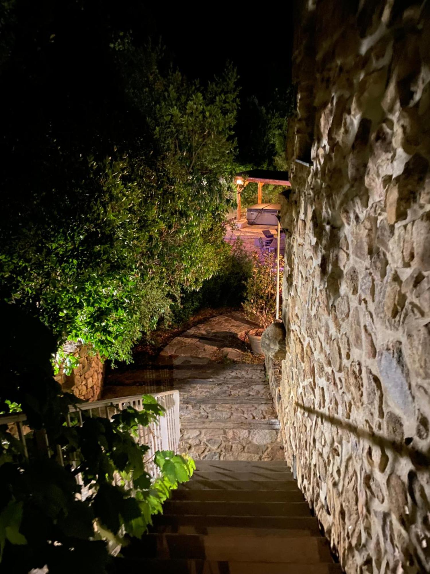 Entre Mer & Maquis, L'Ame De La Corse En Gites De Charme Avec Jacuzzi, Proche Ajaccio Peri Екстериор снимка